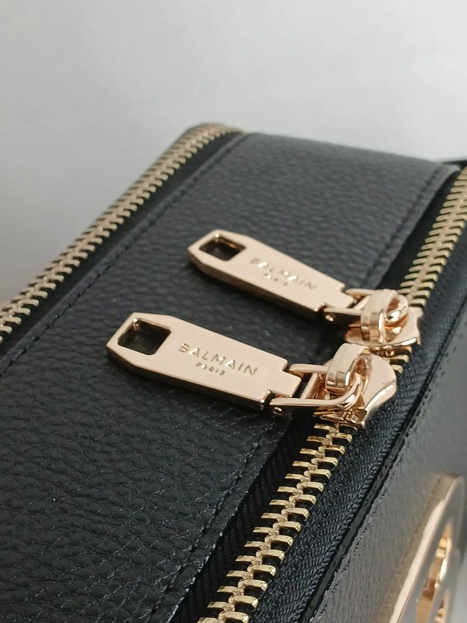 B.A.L.M.A.I.N CROSSBODY BAG