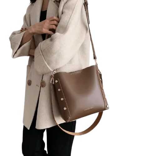 Bucket handbag
