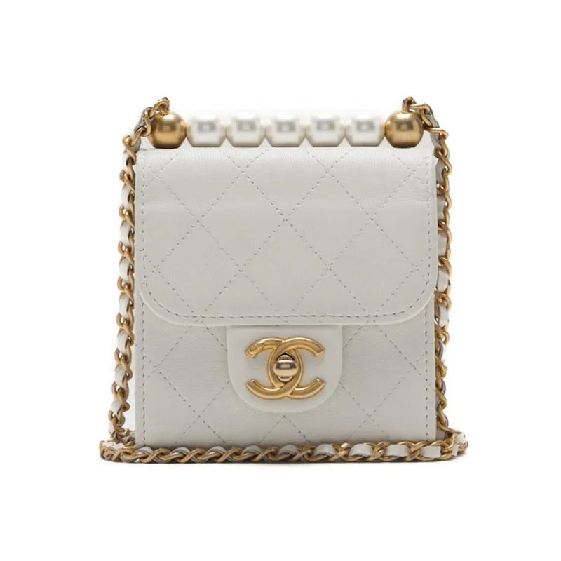 CHANEL ??CHANEL??Mini Trace Pearl Chain Sder  White  Shoulder Bag Mini Shellder Bag  Bag Hybrid ?? Ship??