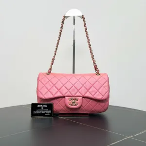 Chanel Classic Flap Bag Pink Quilted Leather Shoulder Bag