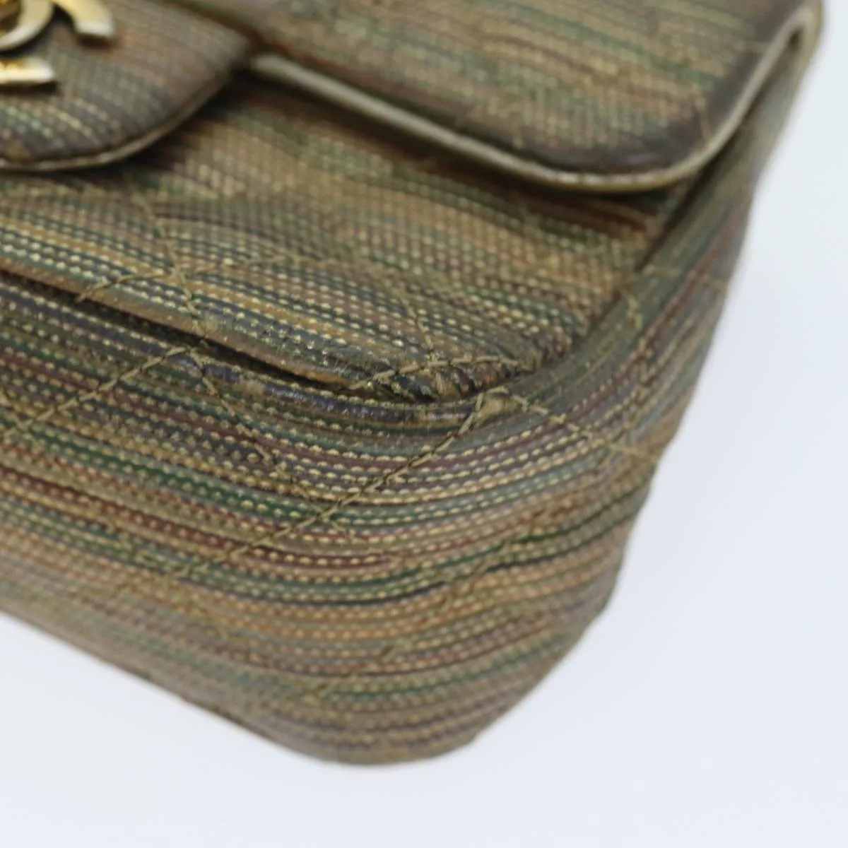 CHANEL Classic Flap Shoulder Bag