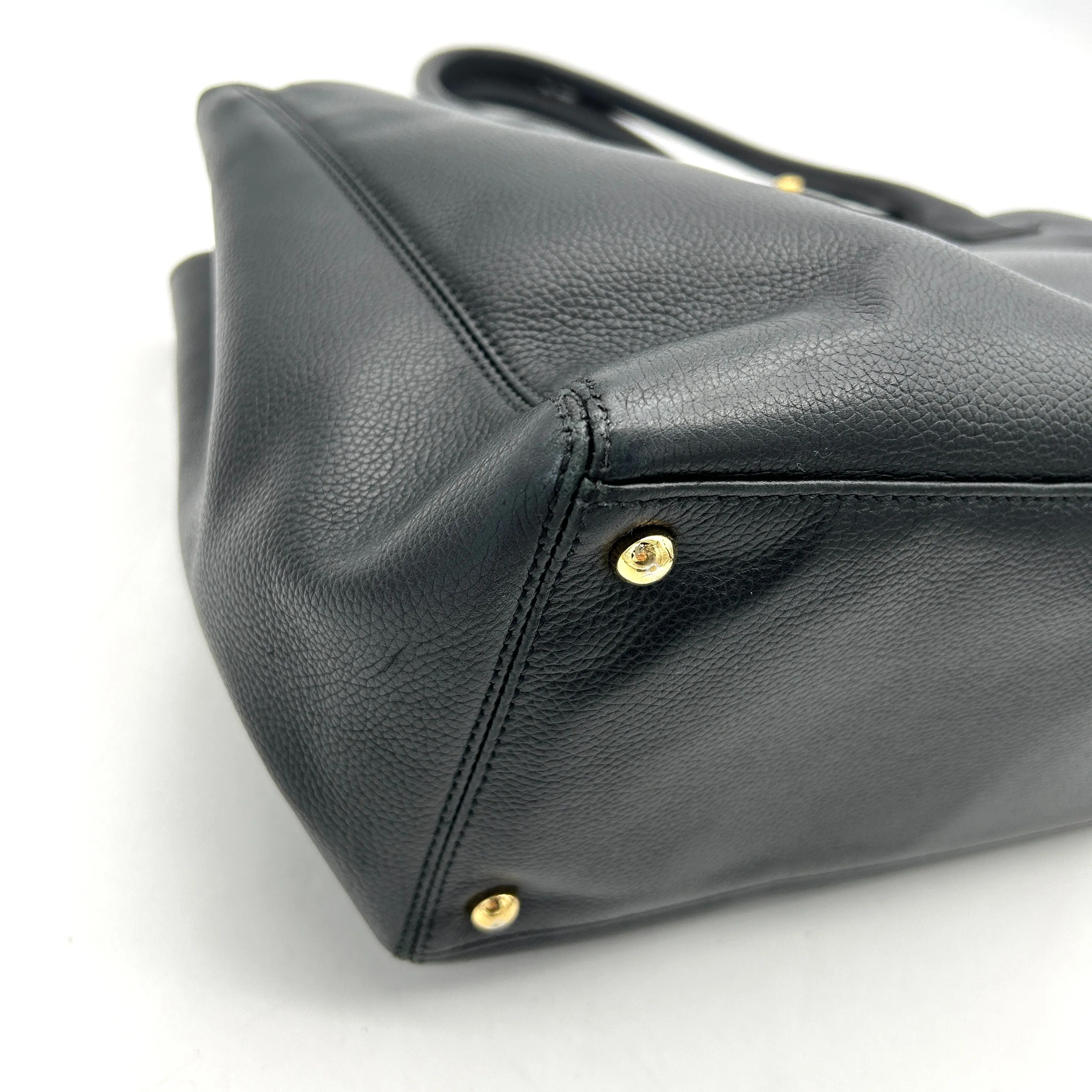 Chanel Medium Executive Cerf Tote Bag - Black Totes, Handbags LA30415