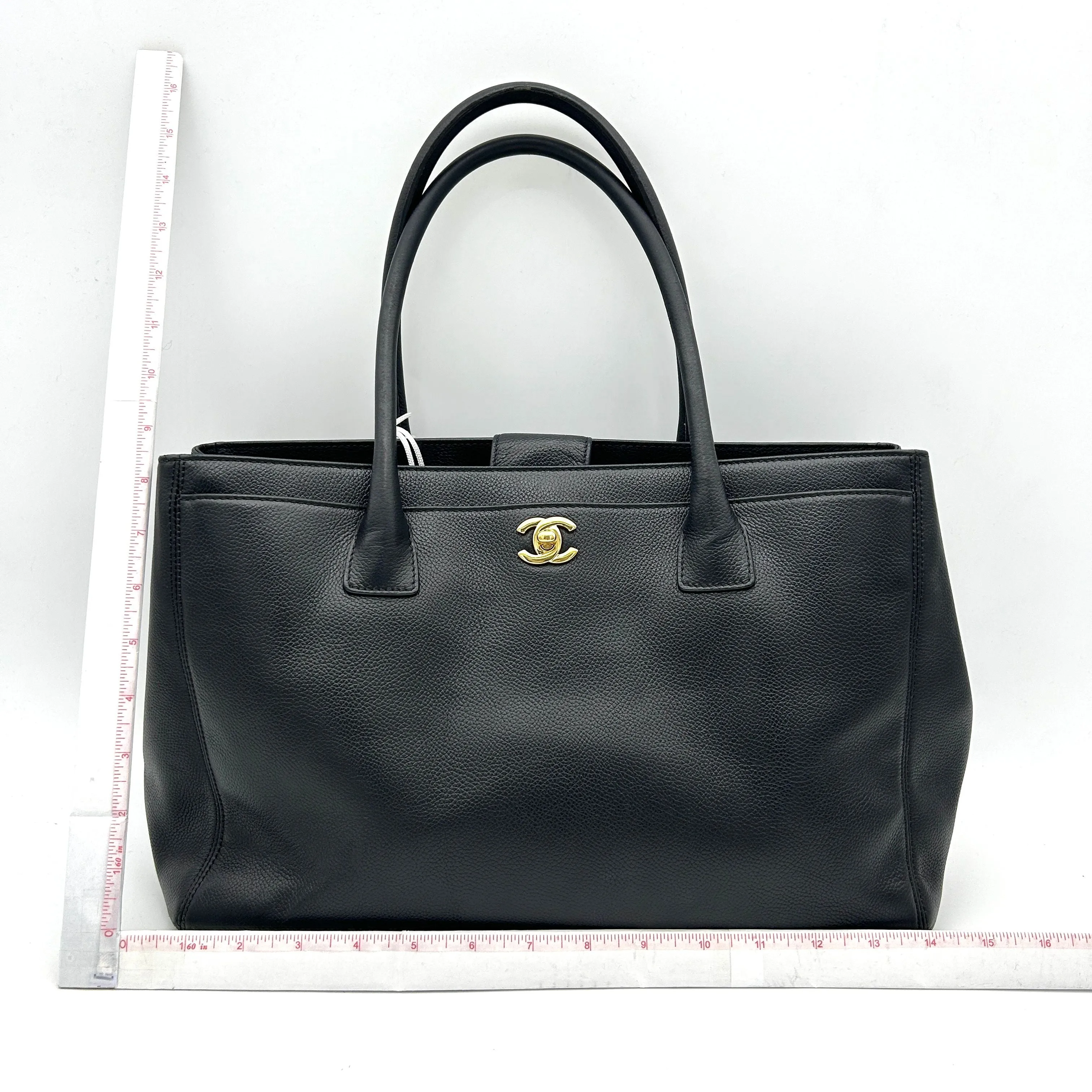 Chanel Medium Executive Cerf Tote Bag - Black Totes, Handbags LA30415