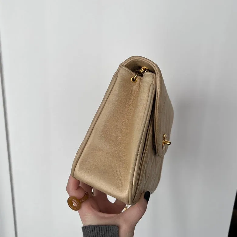 Chanel Preloved Leather Chain Shoulder Bag Beige - AF606