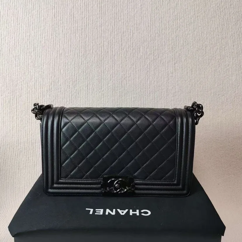 Chanel Preloved Leboy Bag 5010102 Black Leather Shoulder Bag