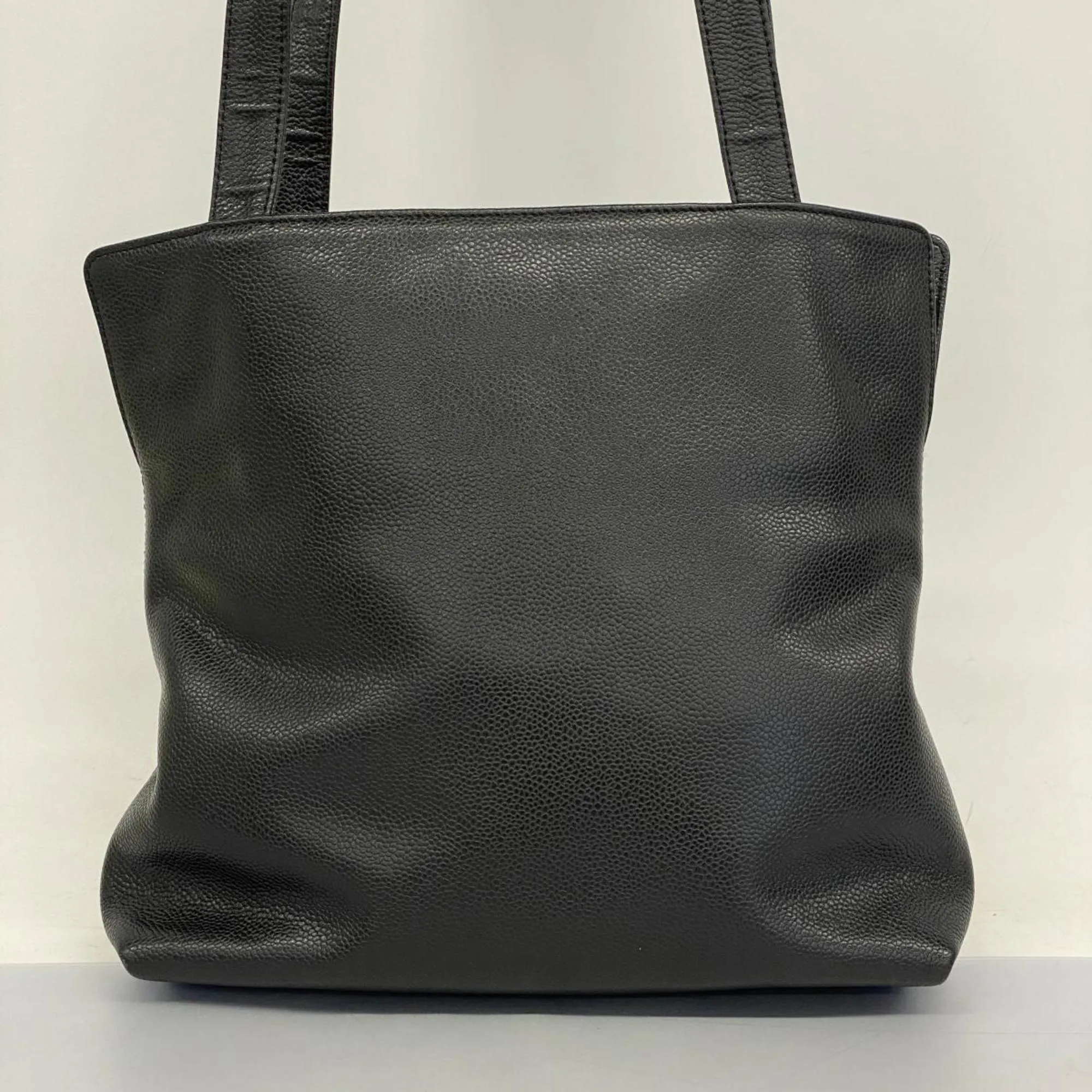 Chanel Shoulder Bag Caviar Skin Black Women's