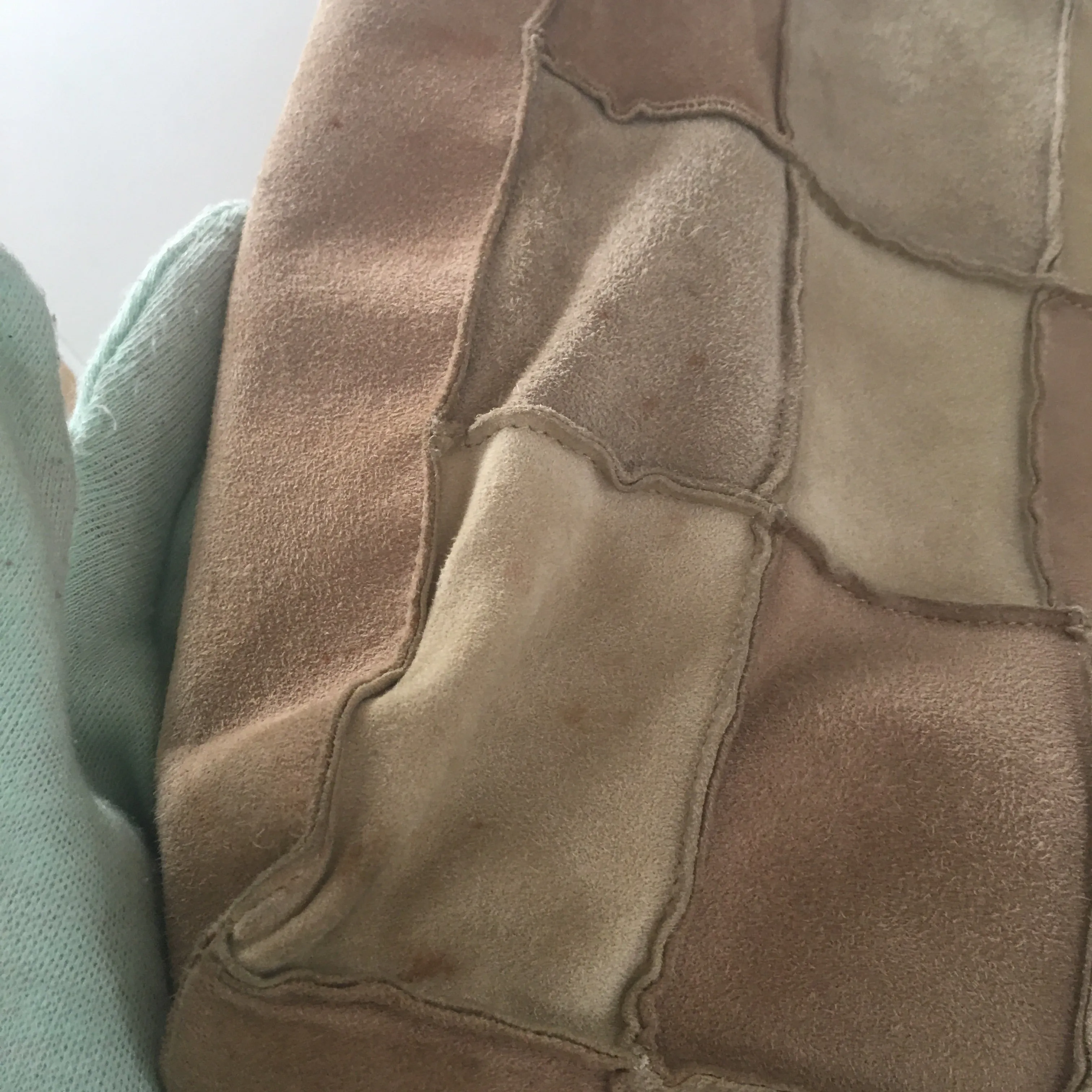 CHANEL Shoulder Bag in Beige Suede