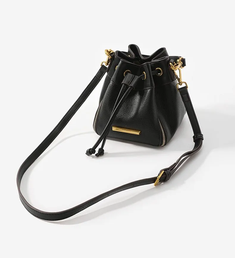 Chic Genuine Leather Designer Bucket Bag: New Fashion for Women