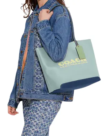 Coach Kia Tote In Colorblock