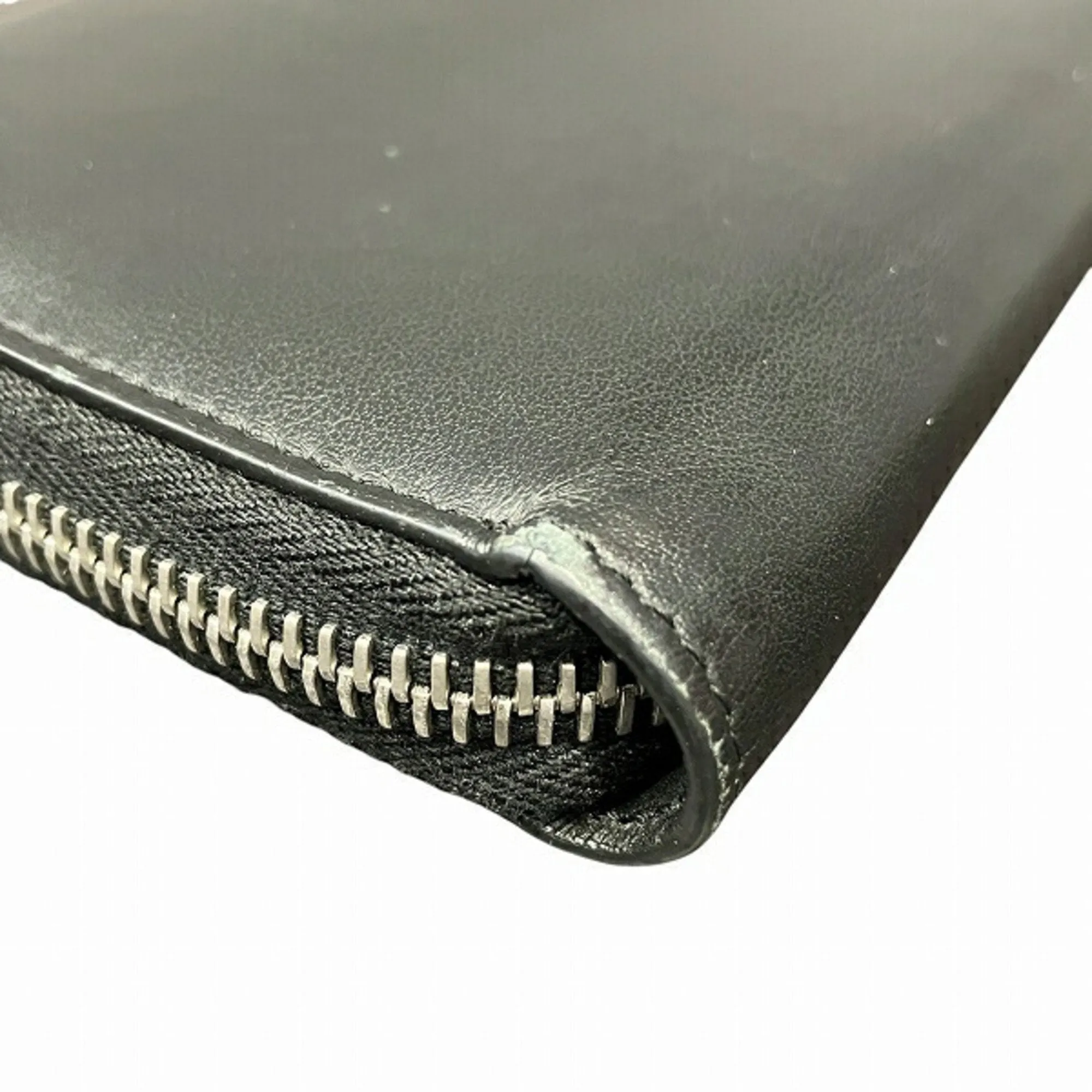 Fendi Leather Long Wallet (Bi-Fold) (Pre-Owned)