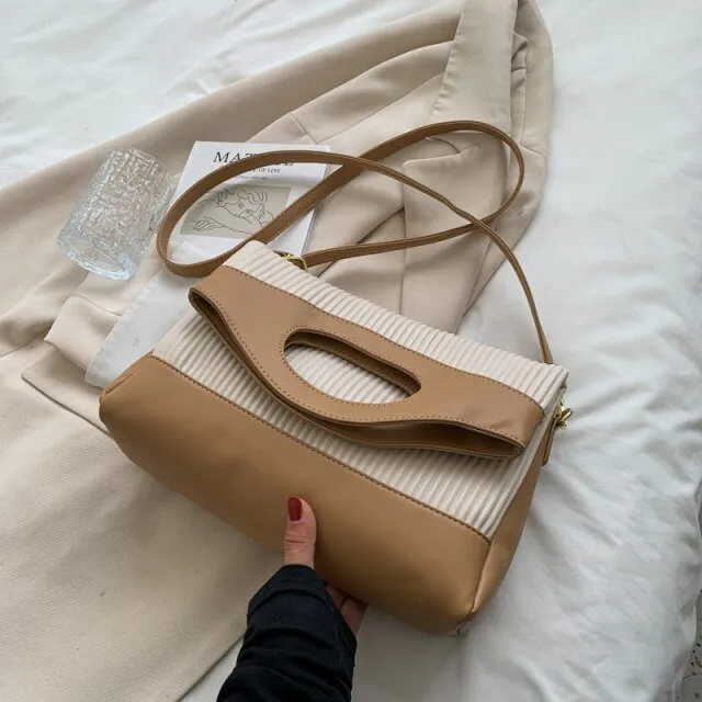 FLIP FLOP MESSENGER BAG