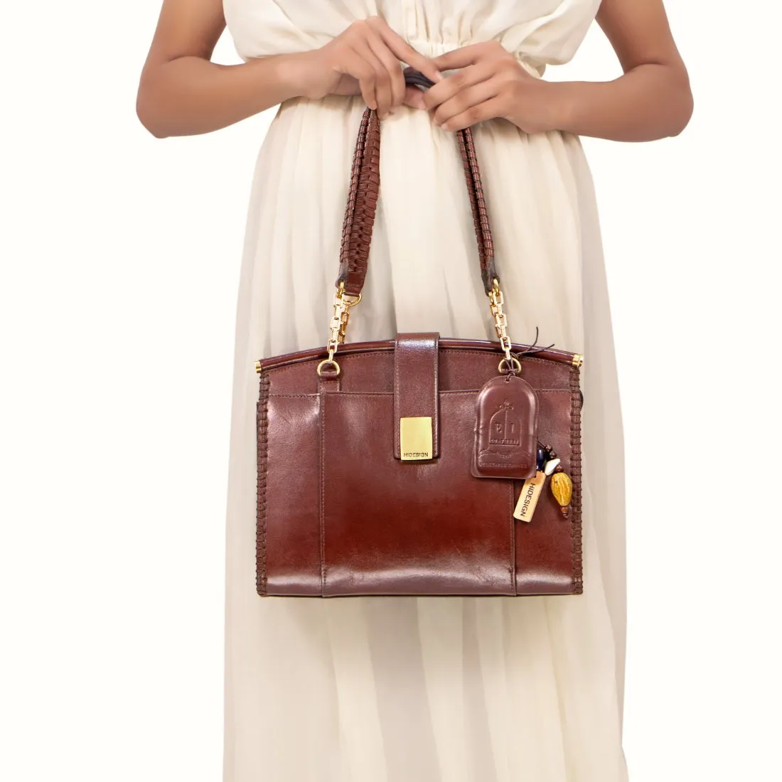FLOURISH  01 SHOULDER BAG