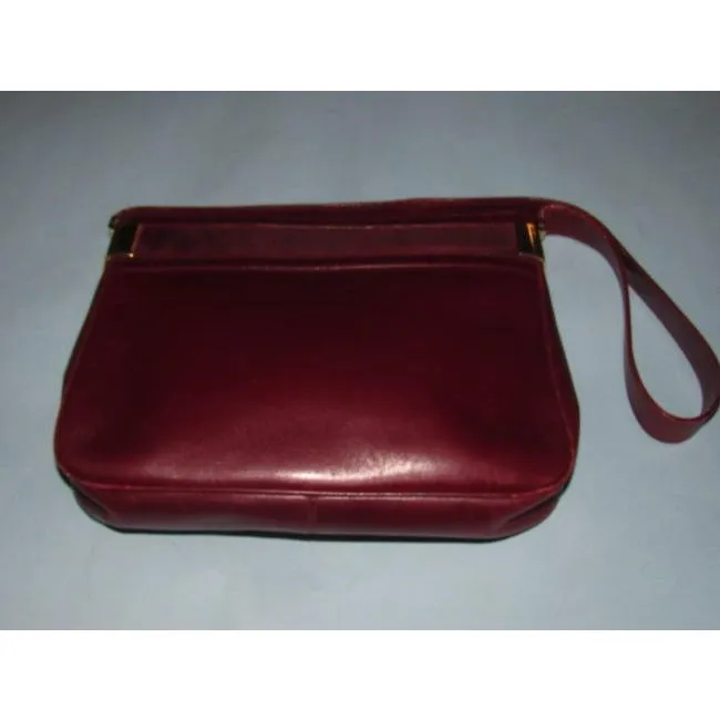 Gucci Supreme Shoulder Bucket With Gold Gg Accents On Top Burgundy Leather Hobo Bag