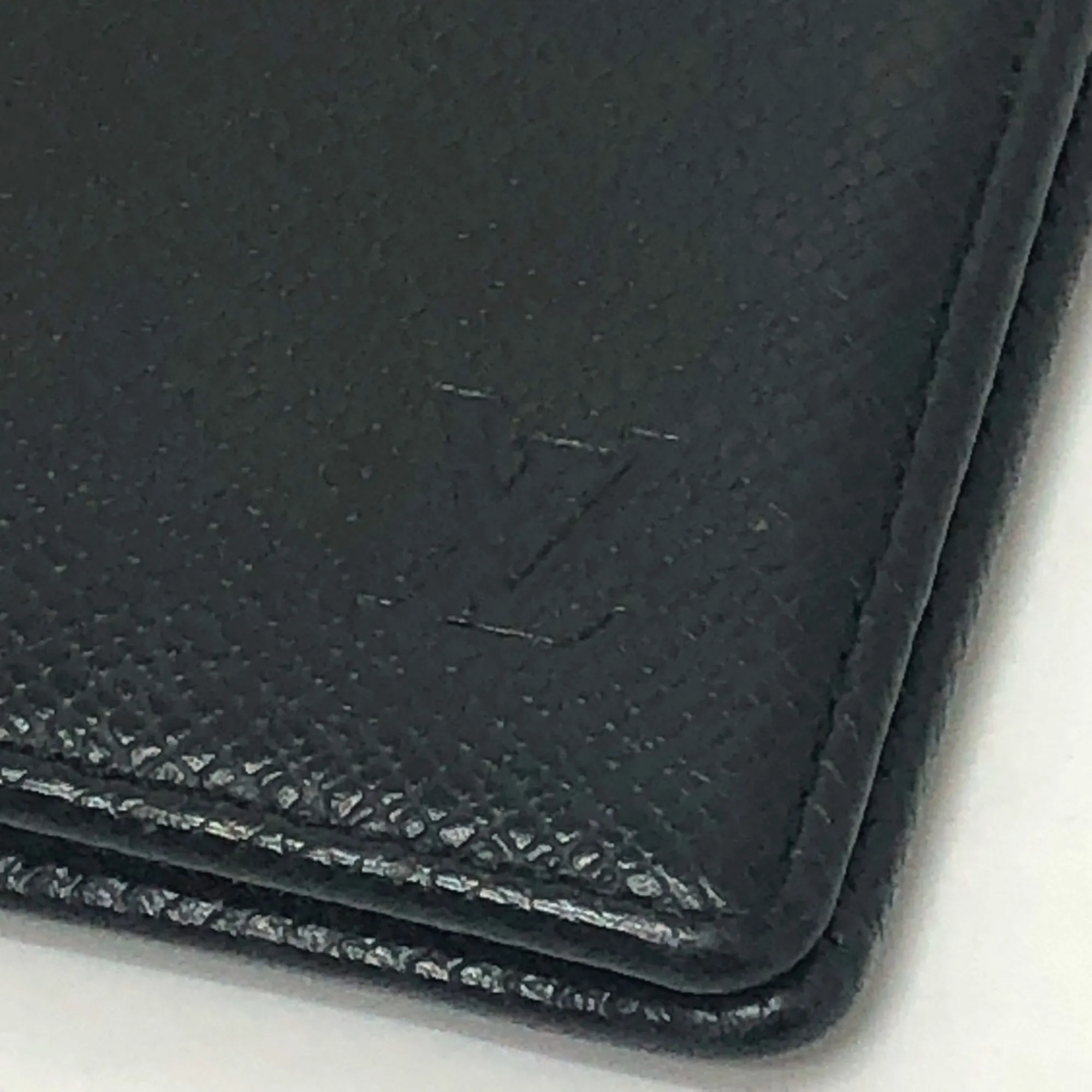 Louis Vuitton Ardoise Taiga Leather Wallet (Bi-Fold) (Pre-Owned)