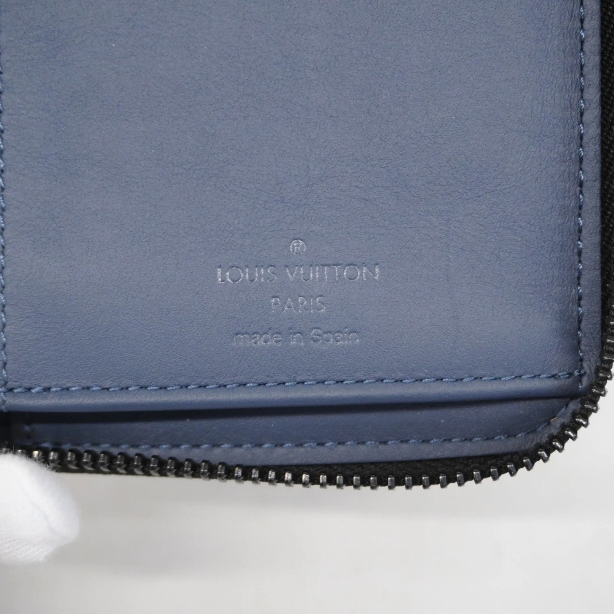 Louis Vuitton blue Navy Long Wallet (Bi-Fold) (Pre-Owned)