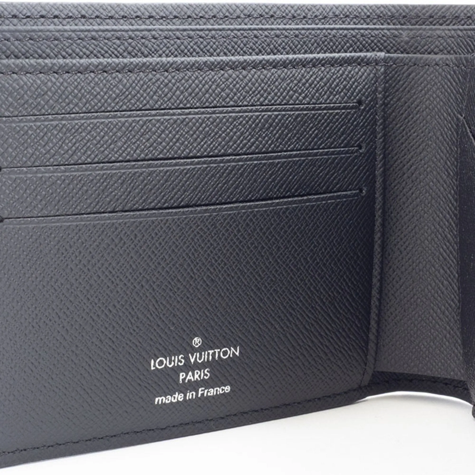 Louis Vuitton Canvas Wallet (Bi-Fold) (Pre-Owned)