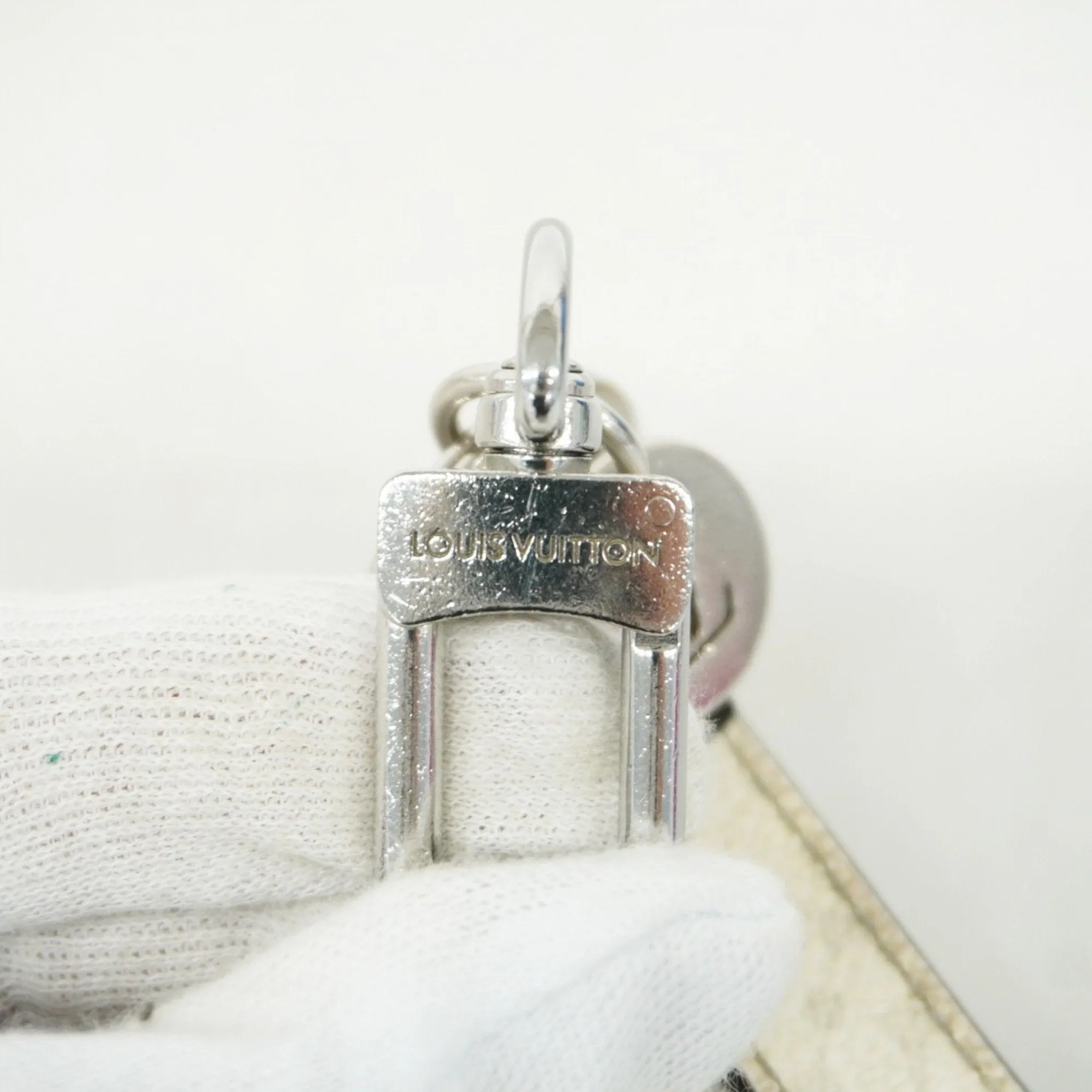 Louis Vuitton Keyring (Pre-Owned)