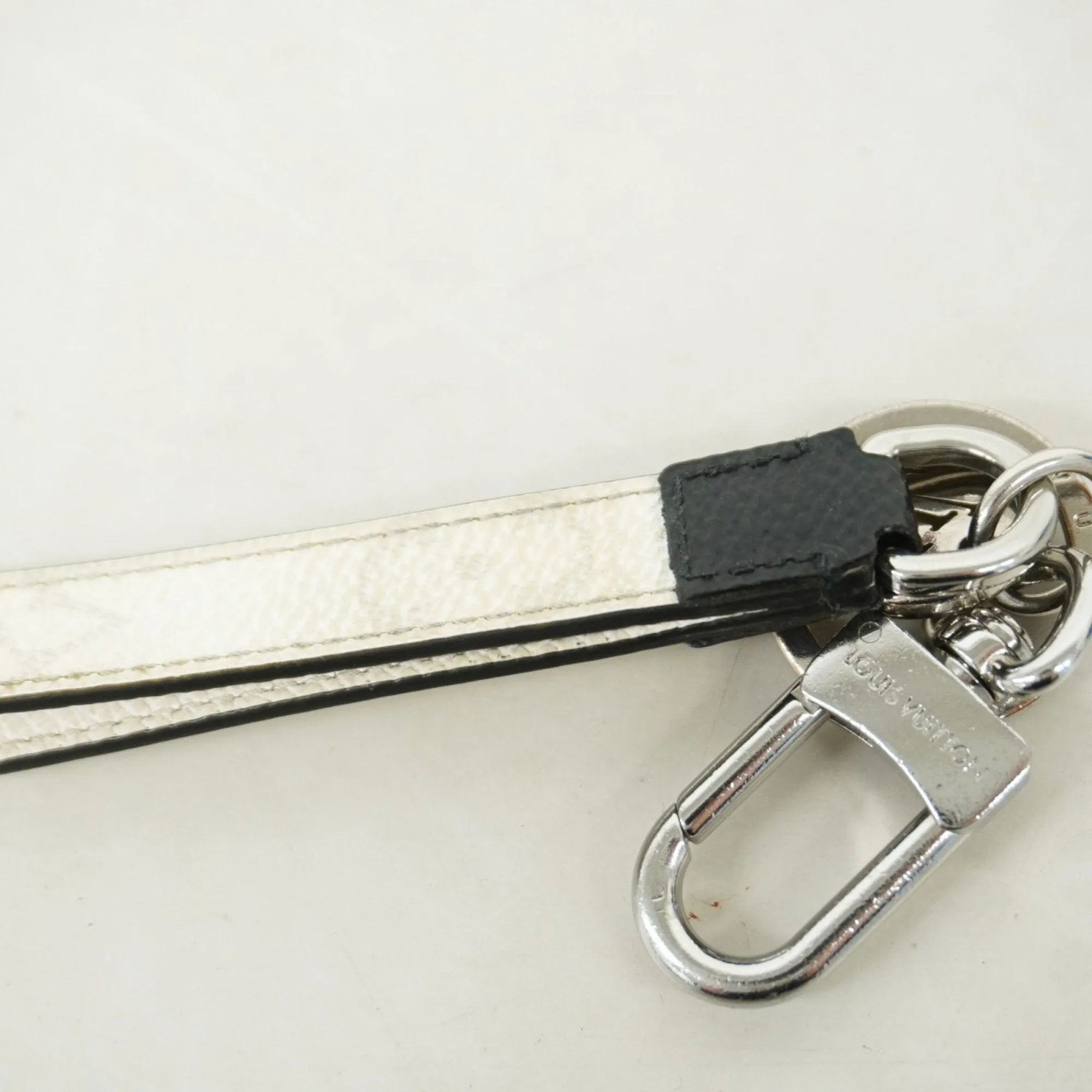 Louis Vuitton Keyring (Pre-Owned)