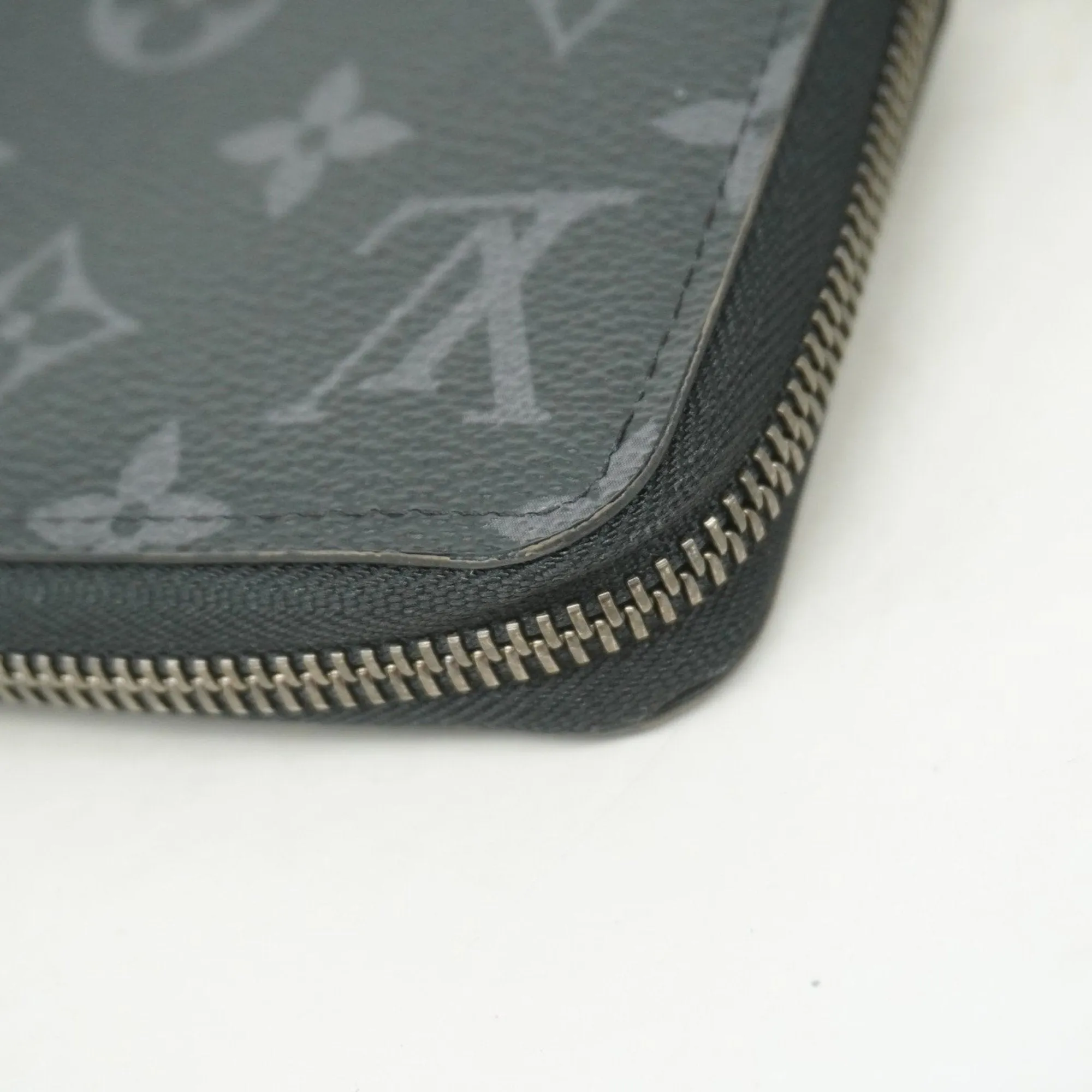 Louis Vuitton Long Wallet (Bi-Fold) (Pre-Owned)