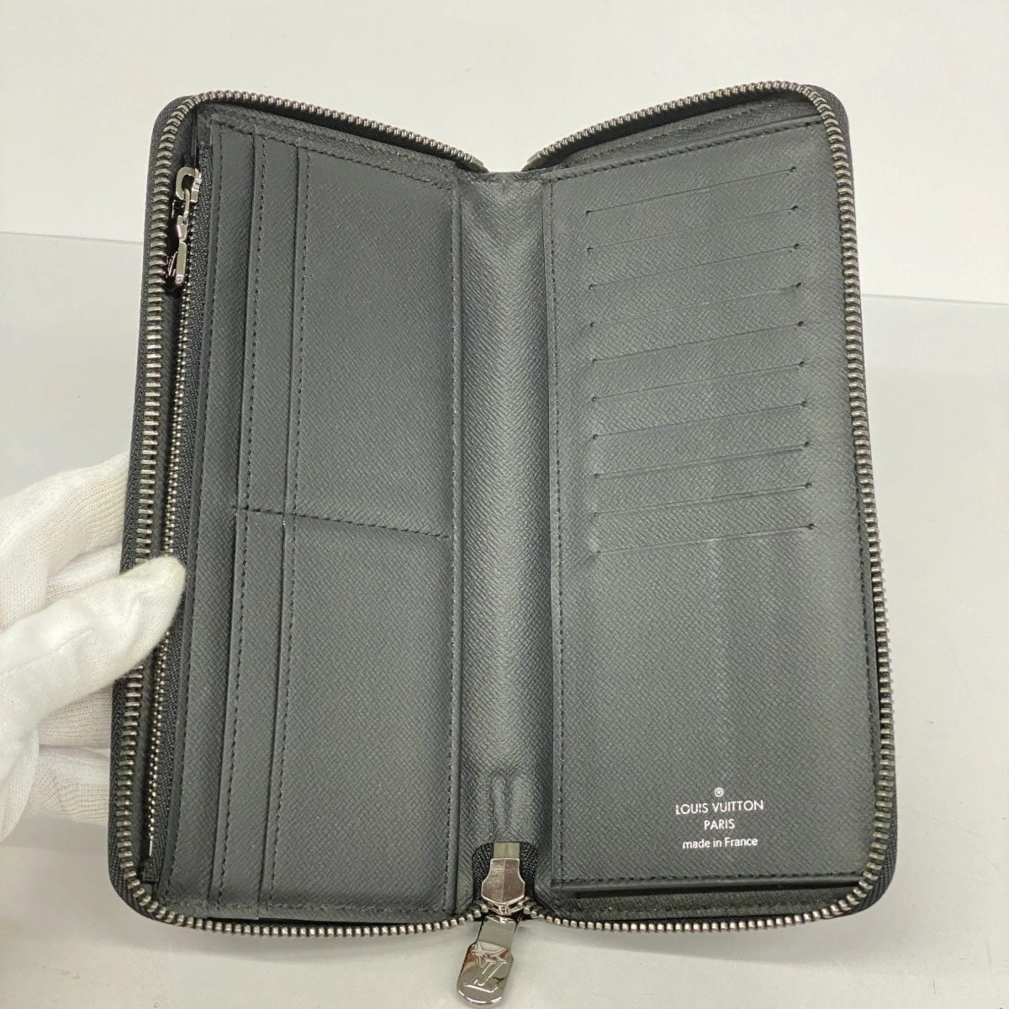 Louis Vuitton Long Wallet (Bi-Fold) (Pre-Owned)