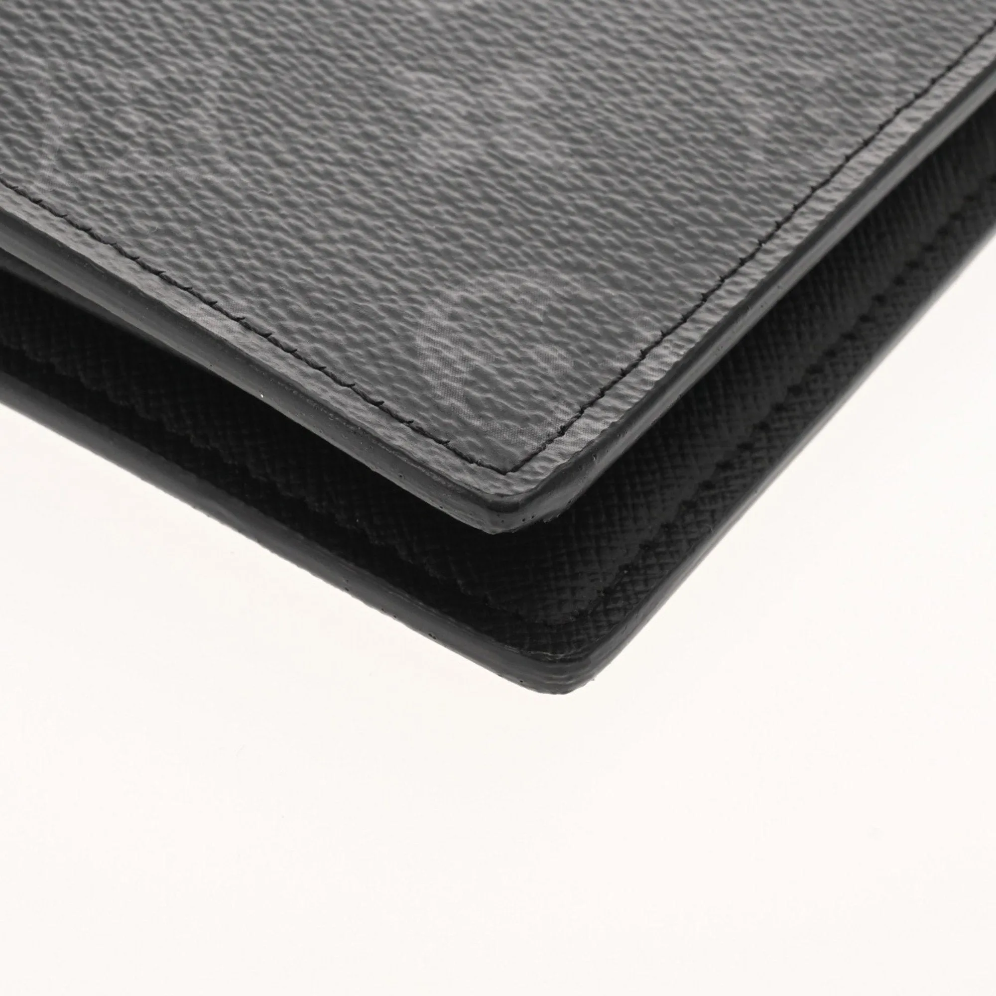 Louis Vuitton Monogram Eclipse  Leather Long Wallet (Bi-Fold) (Pre-Owned)