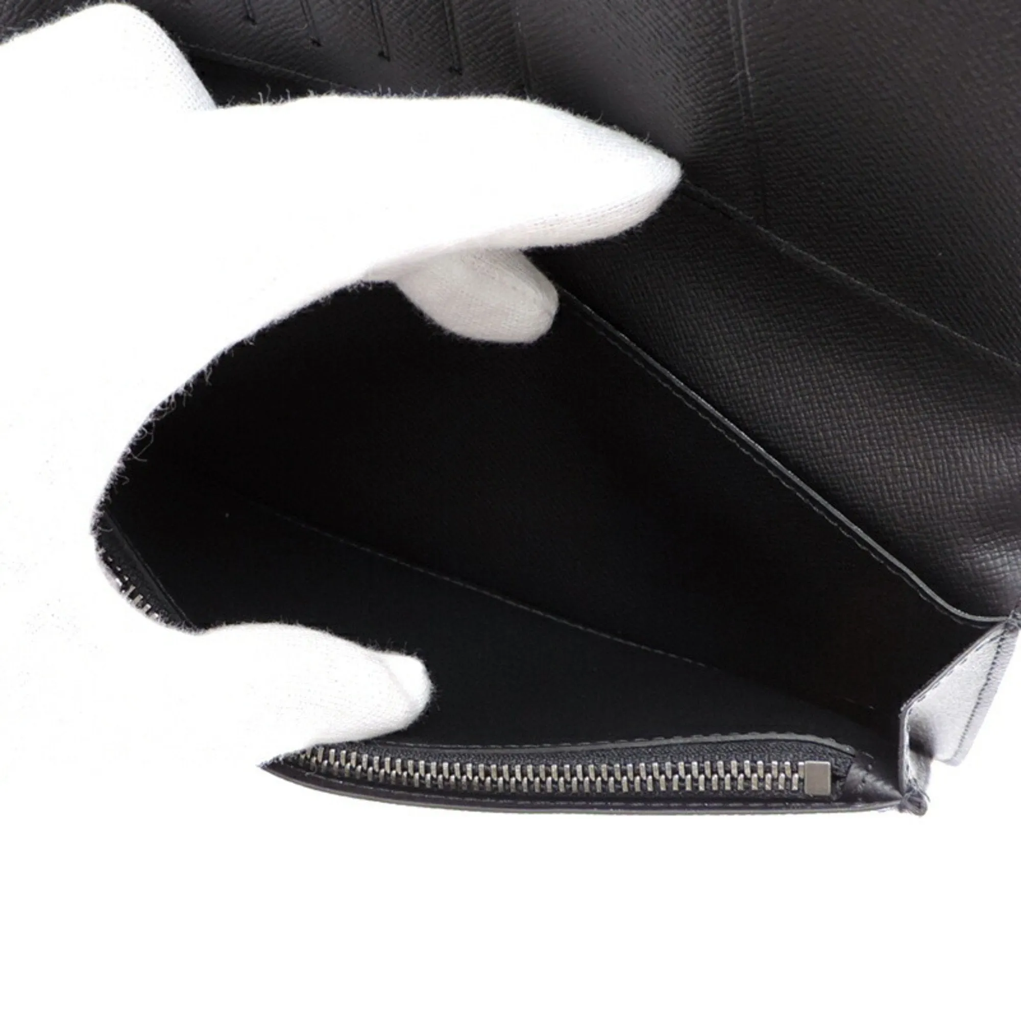 Louis Vuitton Monogram Eclipse Long Wallet (Bi-Fold) (Pre-Owned)