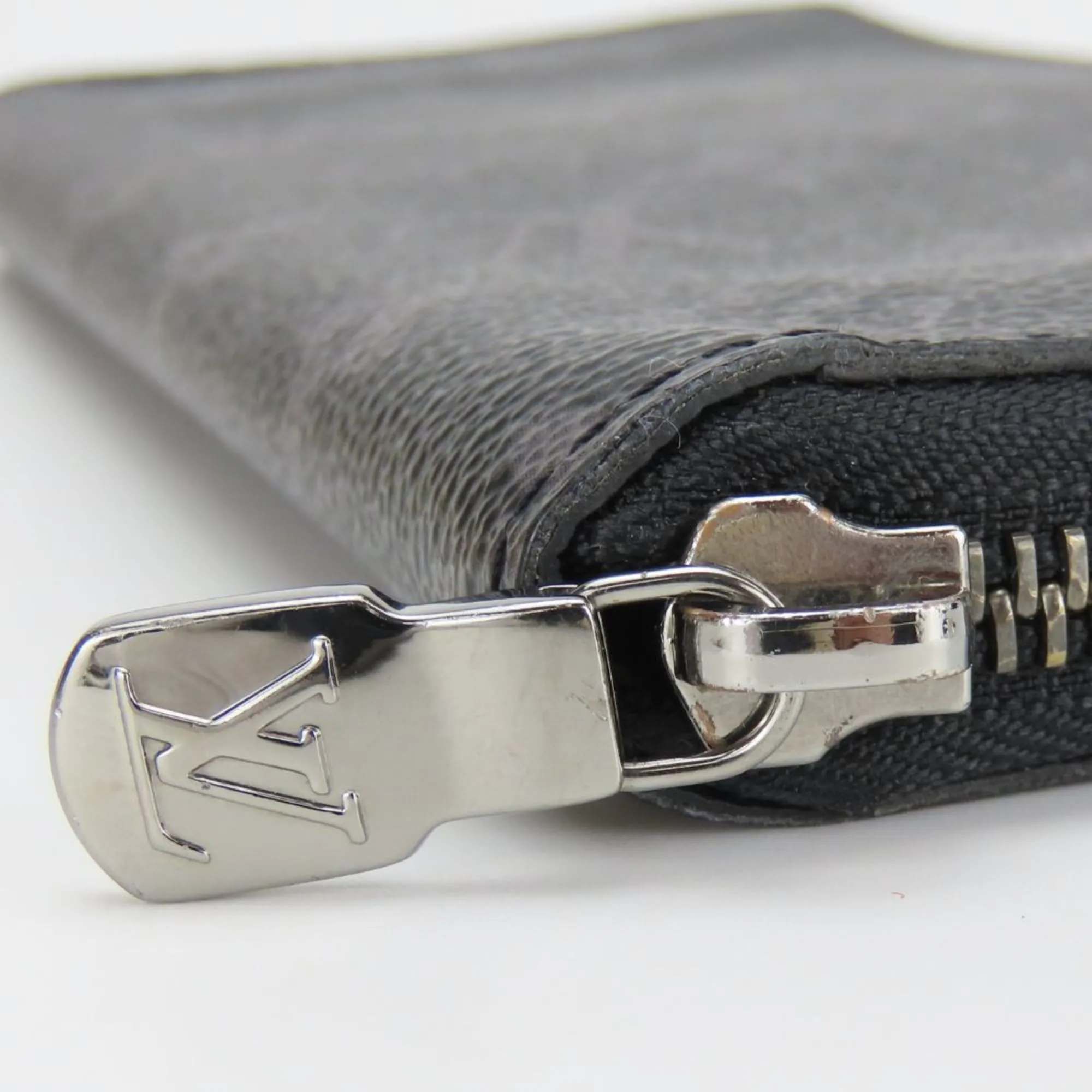 Louis Vuitton Monogram Eclipse  Monogram Eclipse Long Wallet (Bi-Fold) (Pre-Owned)