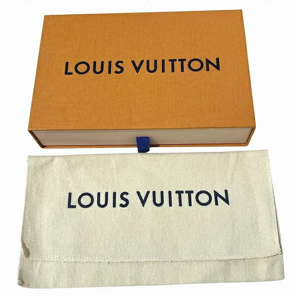 Louis Vuitton Taiga Portefeuille Brazza Wallet
