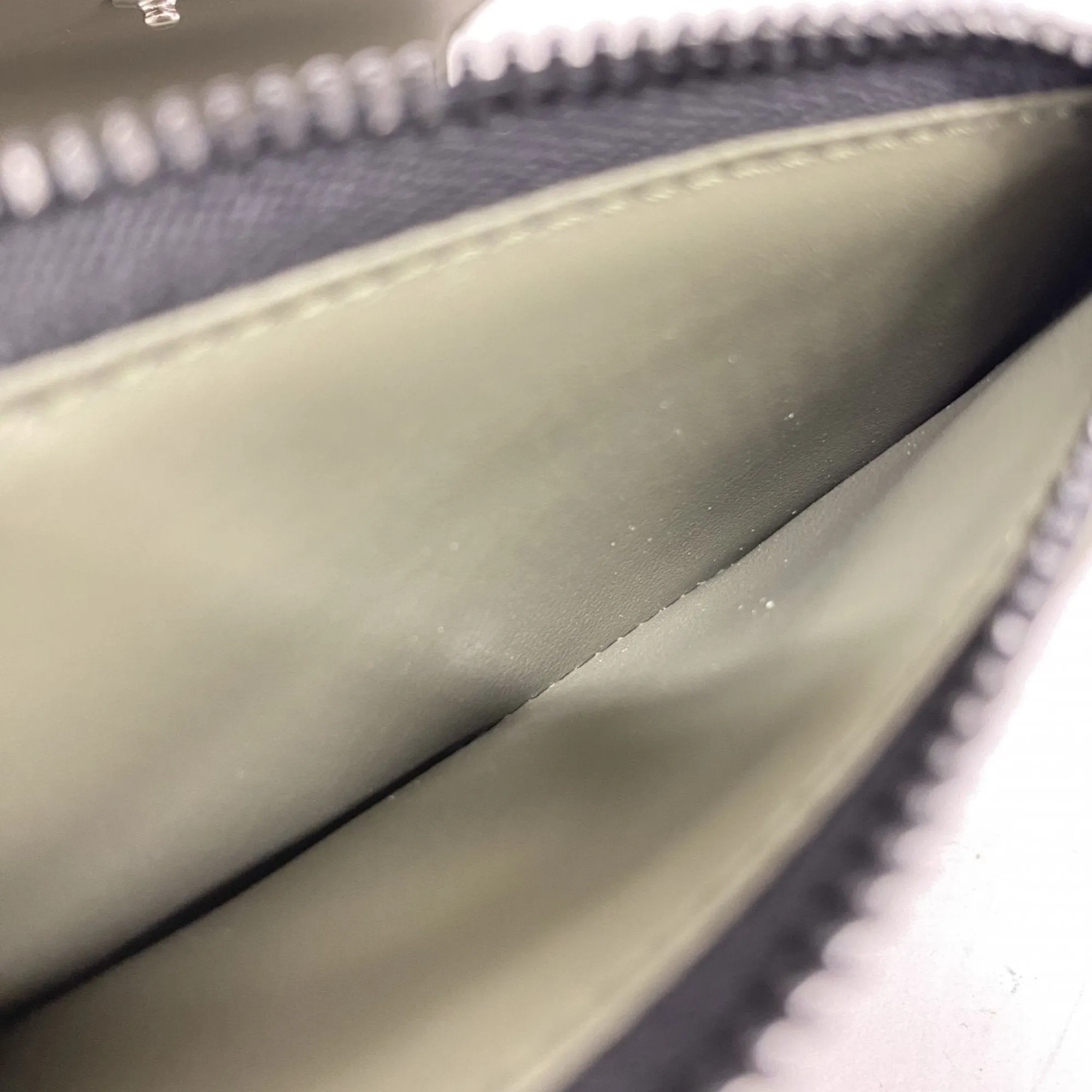 Louis Vuitton Wallet (Tri-Fold) (Pre-Owned)