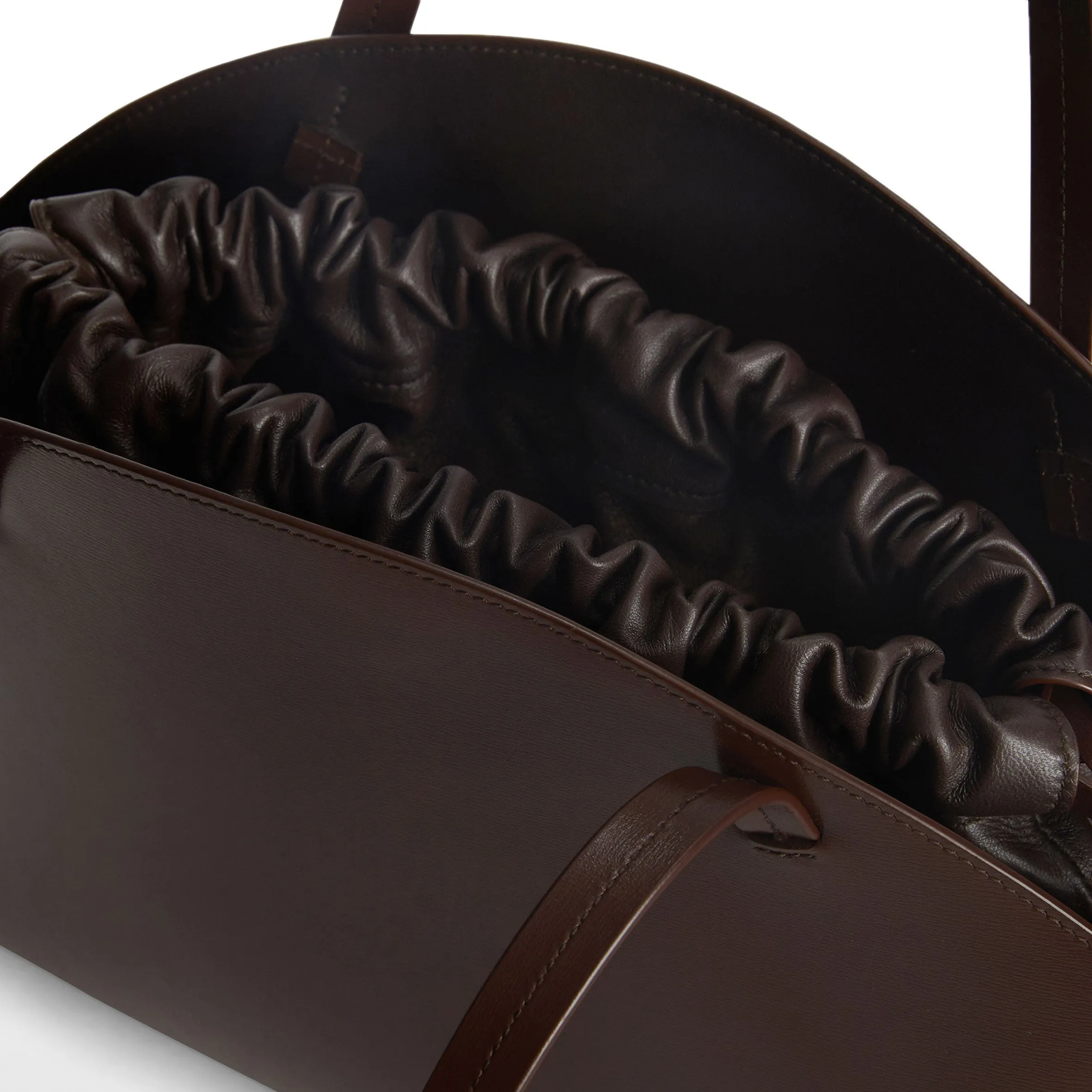 Medium Curve Shoulder, Dark Earth