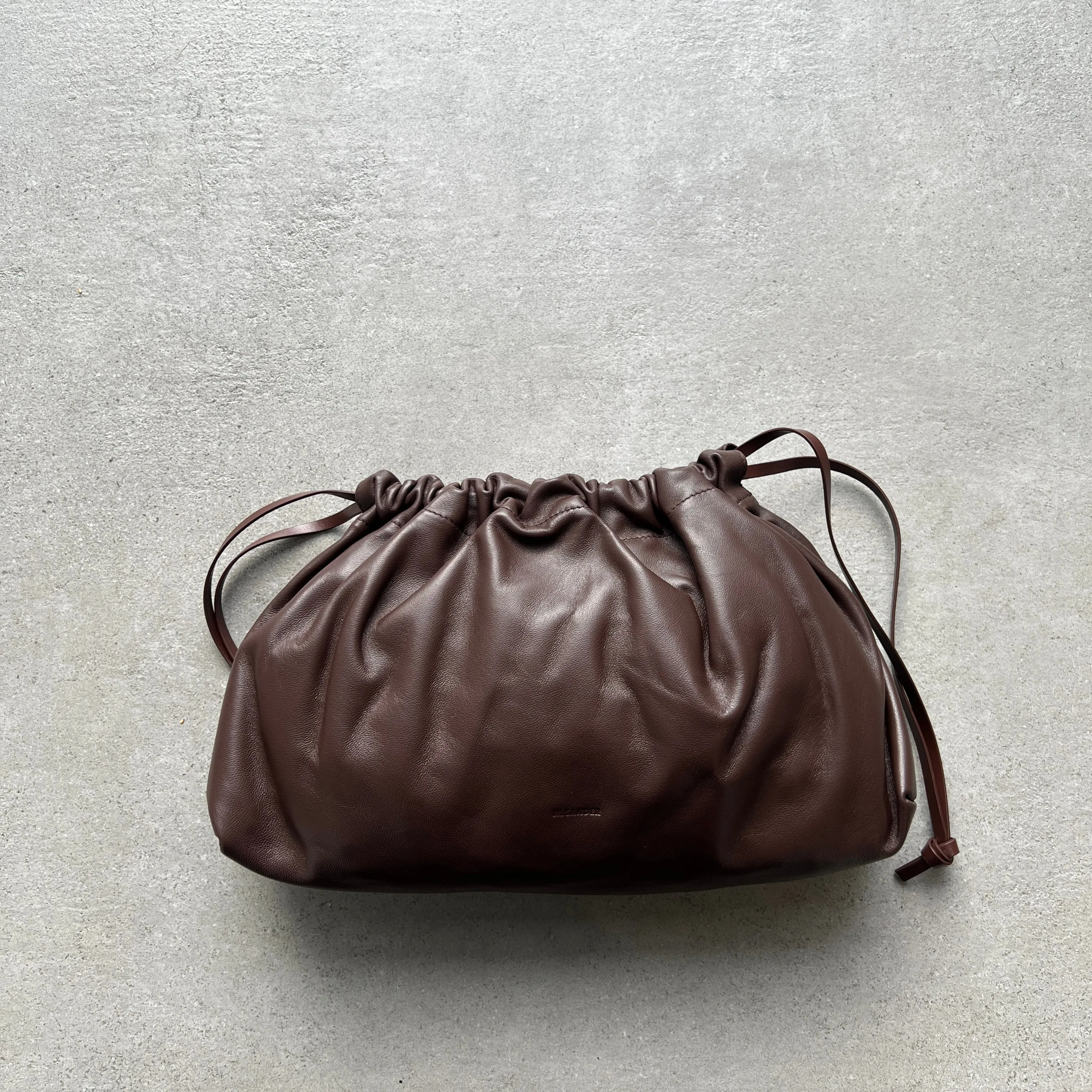 Medium Curve Shoulder, Dark Earth
