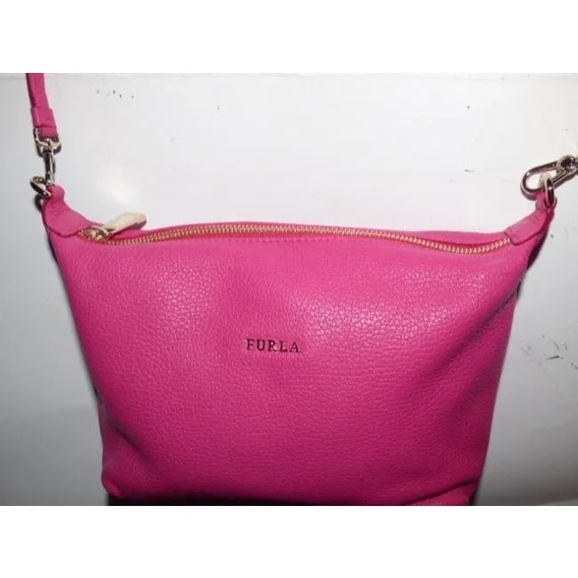 NWT, Furla, textured hot pink leather, two-way style, cross body, shoulder, or top handle, purse with built in cards slots!