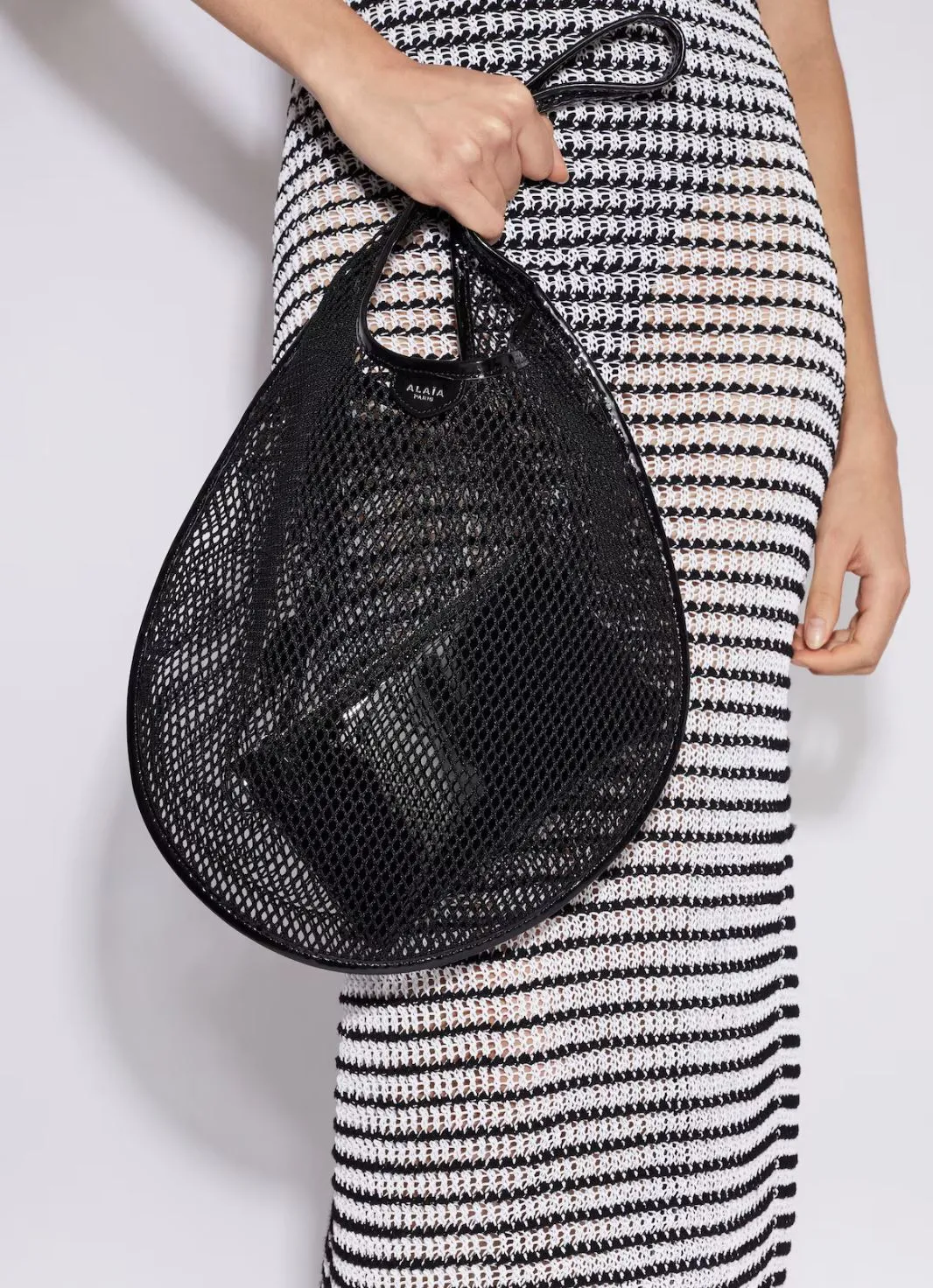 One Piece Medium Mesh Tote, Noir