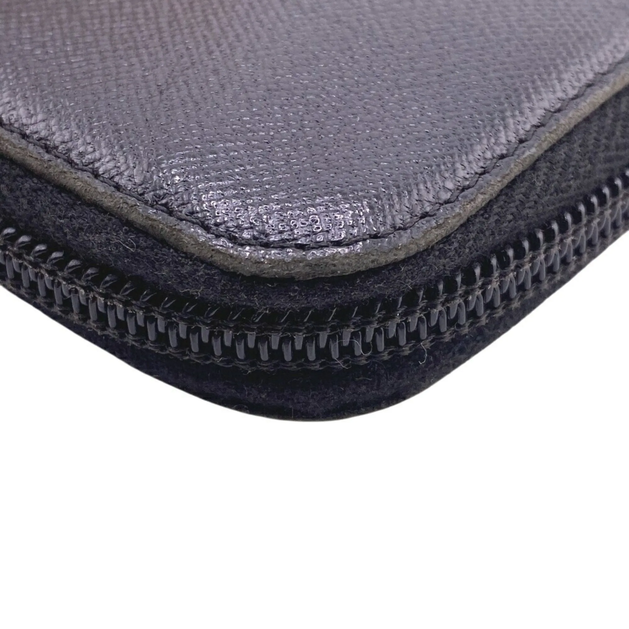 Prada Leather Long Wallet (Bi-Fold) (Pre-Owned)