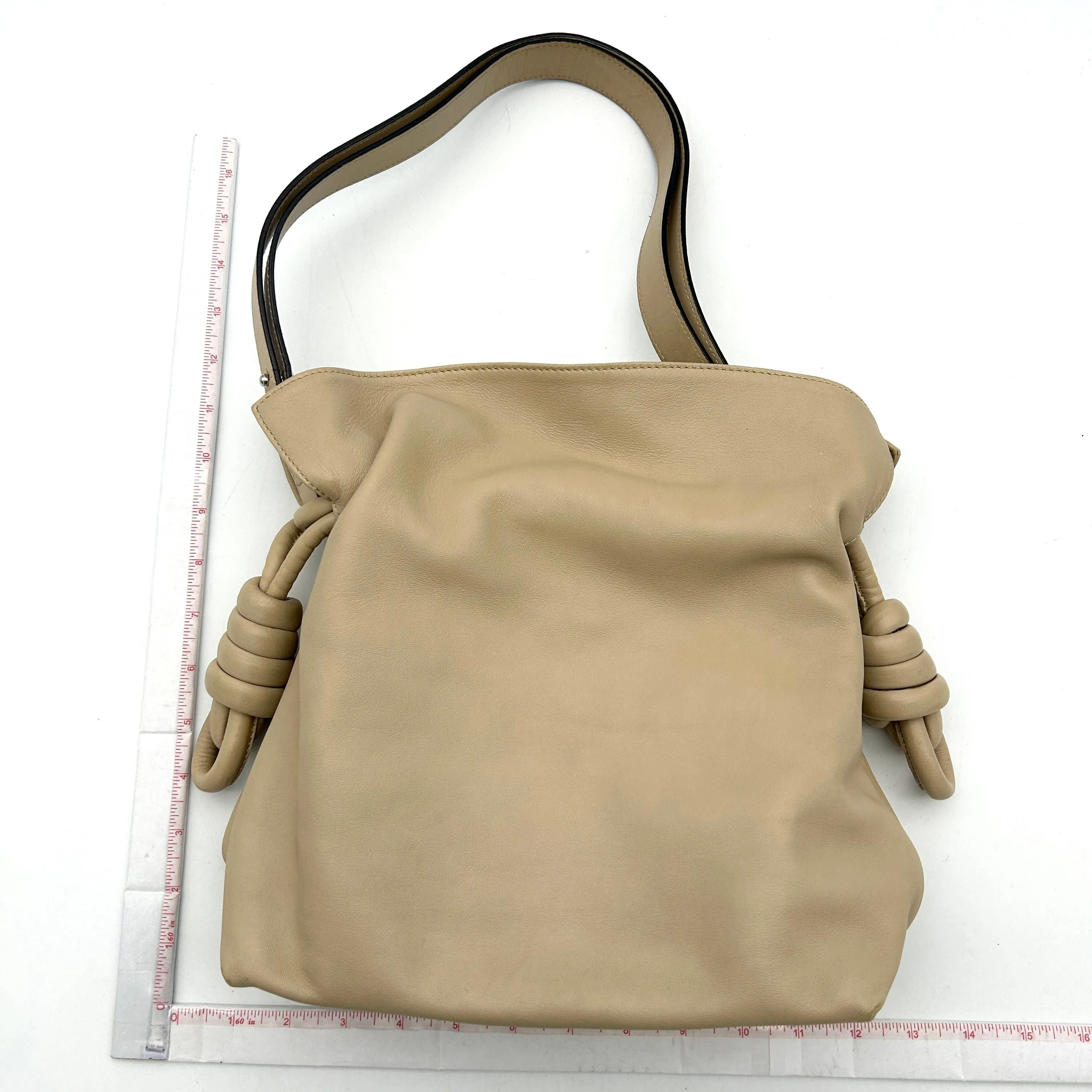 Pre-owned Loewe  Flamenco Knot Leather Shoulder Bag ITSPKVHXQRD9