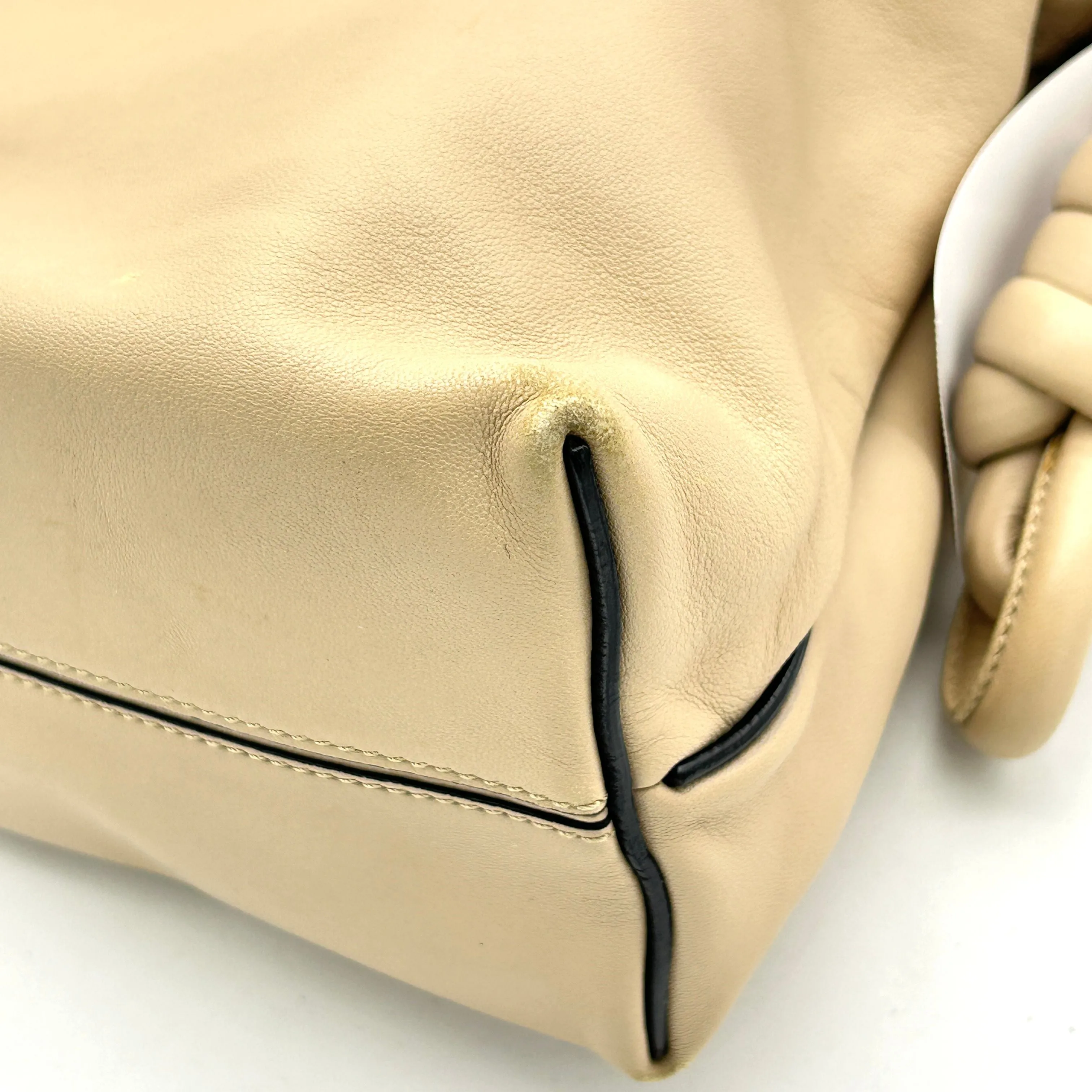 Pre-owned Loewe  Flamenco Knot Leather Shoulder Bag ITSPKVHXQRD9