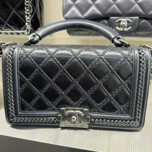 Preloved Chanel Boy Bag Black Leather Shoulder Bag
