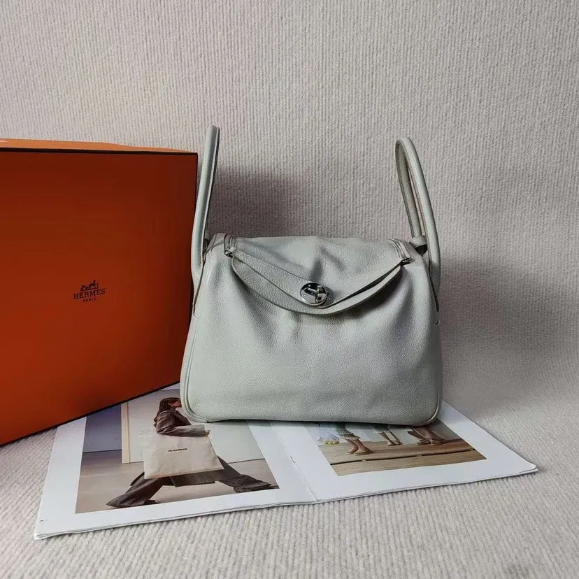 Preloved Hermes Lindy Bag 5022102 in Gray Leather Shoulder Bag