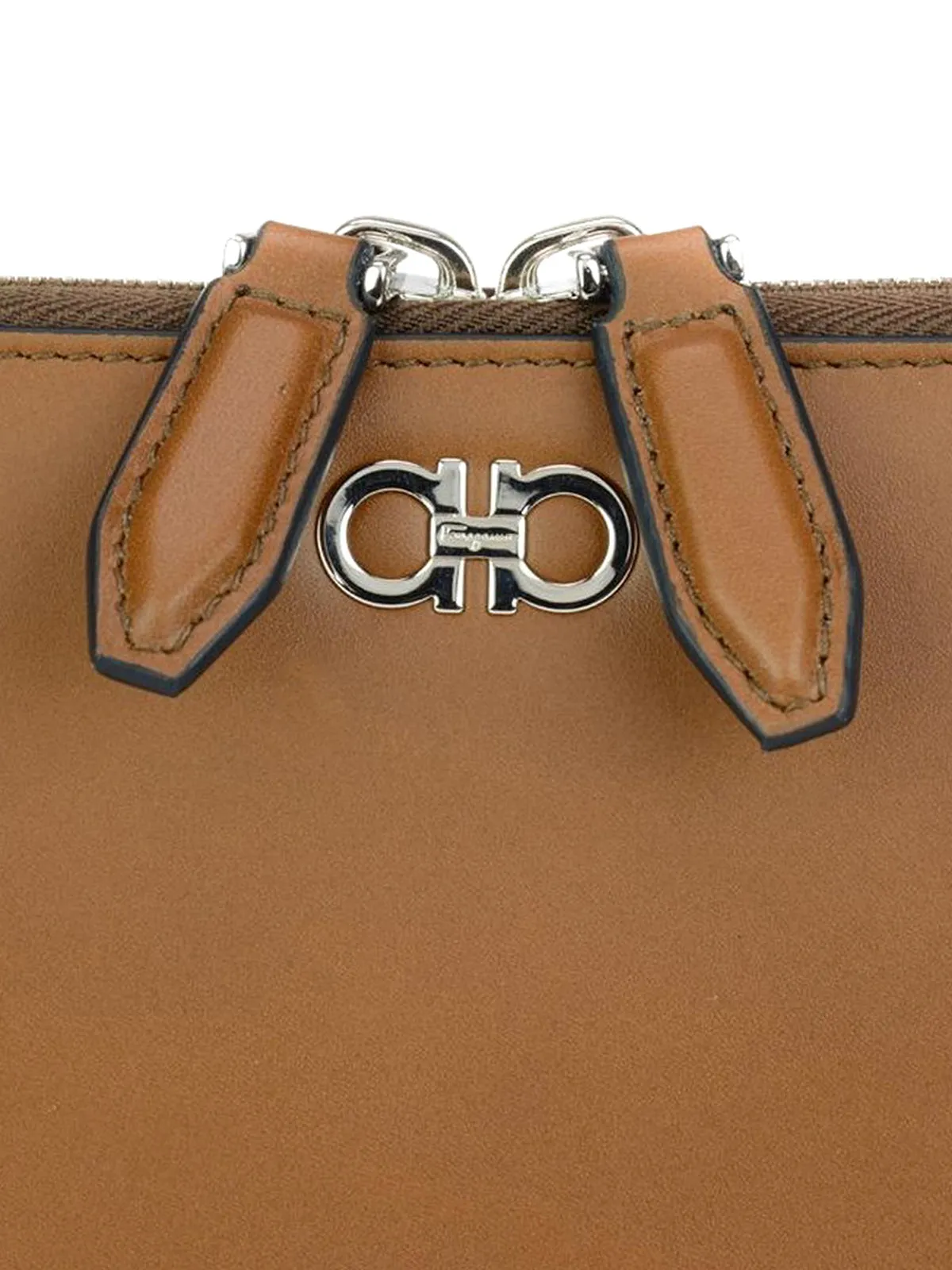 SALVATORE FERRAGAMO Gancio Men's 686773 Brown Zippered Continental Wallet