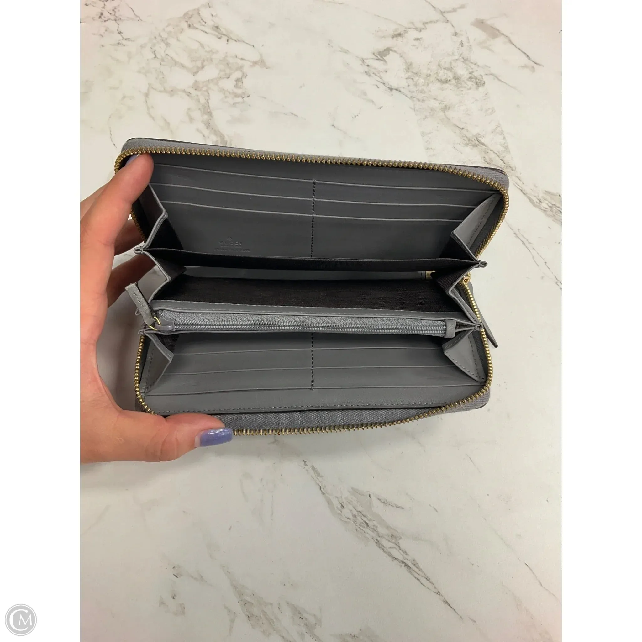 Wallet Luxury Designer By Gucci, Size: Medium